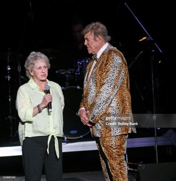 What we know about Bobby Rydell's wife- Linda Hoffman